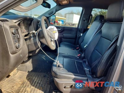 Zdjęcie 7 z 11 samochodu: 2024 CHEVROLET SILVERADO K2500 CUSTOM VIN:1GC4YME70RF468165 - miniatura