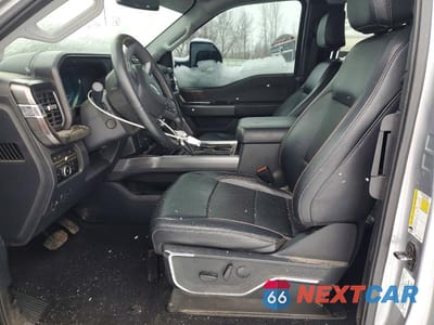 Zdjęcie 7 z 12 samochodu: 2023 FORD F350 SUPER DUTY VIN:1FT8X3BT9PEE08730 - miniatura