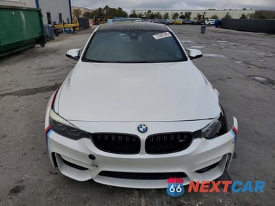 Piąte zdjęcie samochodu w środku: 2018 BMW M3 VIN:WBS8M9C5XJ5L72025 - miniatura