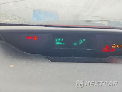 Zdjęcie 9 z 13 samochodu: 2005 TOYOTA PRIUS BASE VIN:JTDKB20U557016422 - miniatura