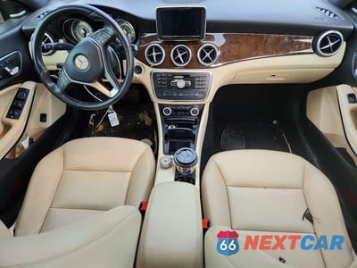 Zdjęcie 8 z 12 samochodu: 2014 MERCEDES-BENZ CLA 250 VIN:WDDSJ4EB6EN033611 - miniatura