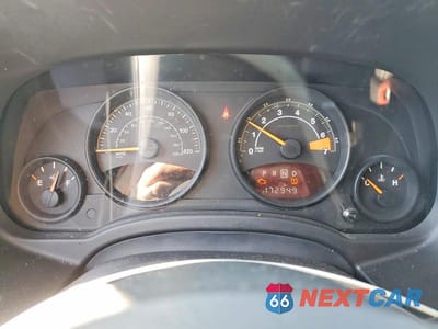 Zdjęcie 9 z 13 samochodu: 2014 JEEP PATRIOT LATITUDE VIN:1C4NJPFA6ED785961 - miniatura