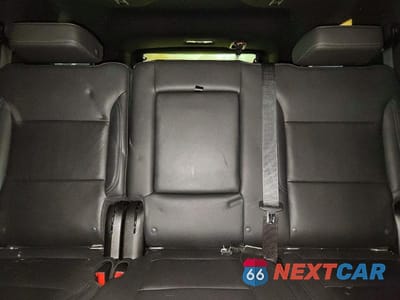 Zdjęcie 10 z 13 samochodu: 2021 CHEVROLET TAHOE C1500 LT VIN:1GNSCNKD0MR234645 - miniatura