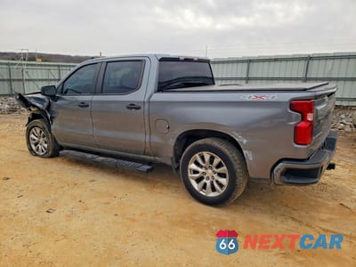 Drugie zdjęcie samochodu z przodu: 2021 CHEVROLET SILVERADO K1500 CUSTOM VIN:1GCPYBEK7MZ173870 - miniatura