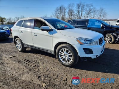 Czwarte zdjęcie samochodu z boku: 2010 VOLVO XC60 T6 VIN:YV4992DZ6A2062670 - miniatura