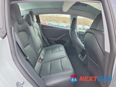 Zdjęcie 10 z 11 samochodu: 2025 TESLA MODEL 3 VIN:5YJ3E1EB3SF034016 - miniatura