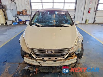 Piąte zdjęcie samochodu w środku: 2013 FORD FIESTA SE VIN:3FADP4BJ2DM173280 - miniatura