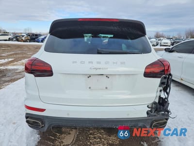 Zdjęcie 6 z 12 samochodu: 2017 PORSCHE CAYENNE VIN:WP1AA2A25HKA90144 - miniatura