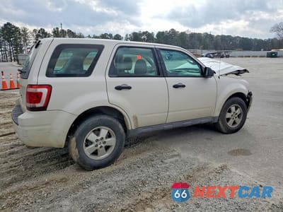 Trzecie zdjęcie samochodu z tyłu: 2012 FORD ESCAPE XLS VIN:1FMCU0C79CKA12968 - miniatura