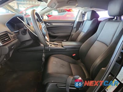Zdjęcie 7 z 12 samochodu: 2018 HONDA ACCORD LX VIN:1HGCV1F12JA070455 - miniatura