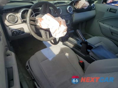 Zdjęcie 8 z 12 samochodu: 2006 FORD MUSTANG VIN:1ZVFT80N465136099 - miniatura