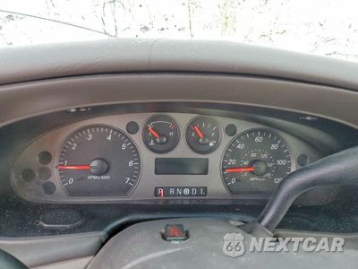 Zdjęcie 9 z 11 samochodu: 2005 MERCURY SABLE GS VIN:1MEFM50U85A600859 - miniatura
