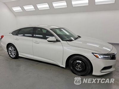 Czwarte zdjęcie samochodu z boku: 2020 HONDA ACCORD LX VIN:1HGCV1F15LA075443 - miniatura