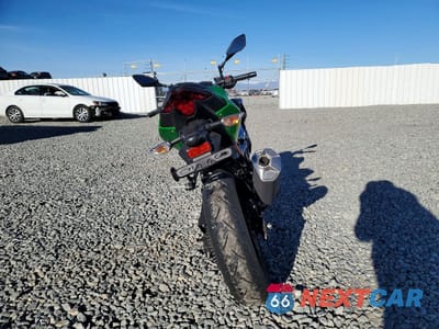 Czwarte zdjęcie samochodu z boku: 2024 KAWASAKI ER500 VIN:ML5ERGE12RDA11008 - miniatura