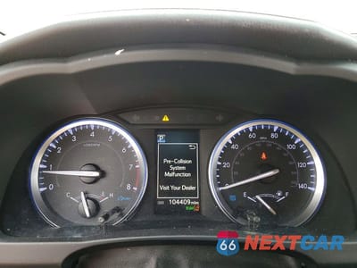 Zdjęcie 9 z 13 samochodu: 2019 TOYOTA HIGHLANDER SE VIN:5TDKZRFH7KS567953 - miniatura