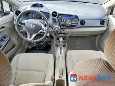 Zdjęcie 8 z 12 samochodu: 2010 HONDA INSIGHT LX VIN:JHMZE2H51AS043450 - miniatura