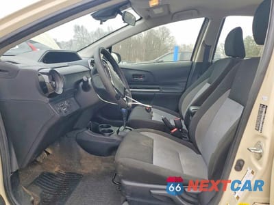 Zdjęcie 7 z 13 samochodu: 2018 TOYOTA PRIUS C TWO VIN:JTDKDTB33J1616504 - miniatura