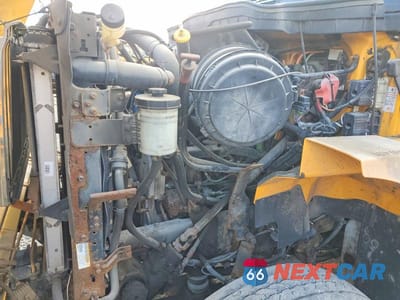 Zdjęcie 7 z 10 samochodu: 2014 INTERNATIONAL 7500 DUMP TRUCK VIN:1HTWLAZR6EH790148 - miniatura