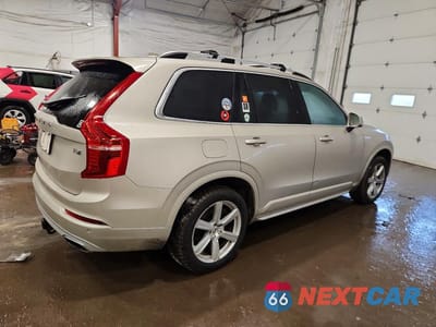Trzecie zdjęcie samochodu z tyłu: 2016 VOLVO XC90 T8 VIN:YV4BC0PK2G1081107 - miniatura