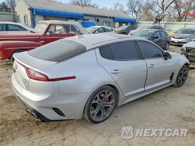 Trzecie zdjęcie samochodu z tyłu: 2018 KIA STINGER GT2 VIN:KNAE55LC6J6026950 - miniatura