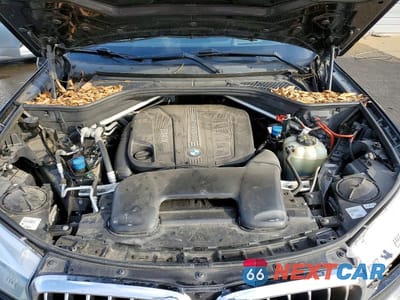 Zdjęcie 12 z 12 samochodu: 2016 BMW X5 XDRIVE35D VIN:5UXKS4C55G0N13111 - miniatura