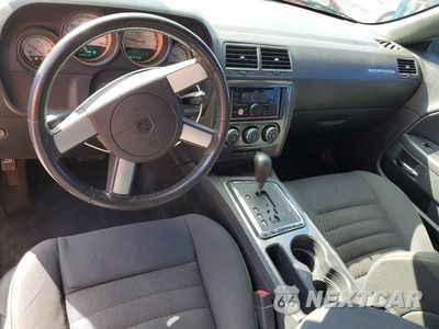 Zdjęcie 8 z 12 samochodu: 2010 DODGE CHALLENGER SE VIN:2B3CJ4DV3AH195226 - miniatura