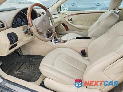 Zdjęcie 7 z 12 samochodu: 2007 MERCEDES-BENZ CLK 350 VIN:WDBTK56F37T077503 - miniatura