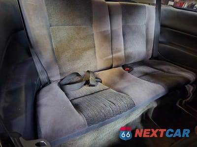 Zdjęcie 6 z 10 samochodu: 1999 HONDA CIVIC DX VIN:2HGEJ6448XH107081 - miniatura