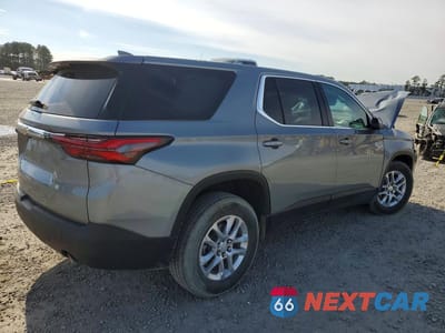 Trzecie zdjęcie samochodu z tyłu: 2023 CHEVROLET TRAVERSE LS VIN:1GNERFKW2PJ138649 - miniatura