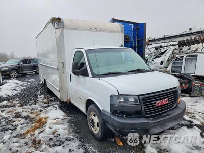 Czwarte zdjęcie samochodu z boku: 2022 GMC G3500 VIN:7GZ37TC70NN007868 - miniatura
