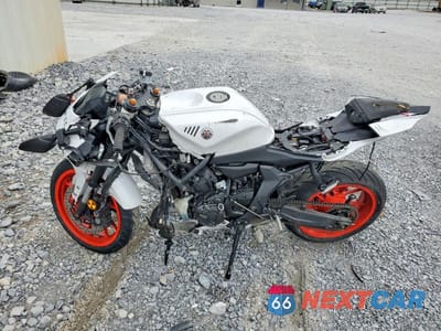 Trzecie zdjęcie samochodu z tyłu: 2023 YAMAHA YZFR7 VIN:JYARM38E5PA006972 - miniatura