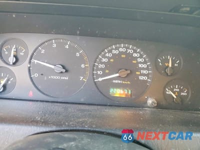 Zdjęcie 9 z 12 samochodu: 2004 JEEP GRAND CHEROKEE LAREDO VIN:1J4GW48S24C279153 - miniatura