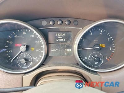 Zdjęcie 9 z 12 samochodu: 2009 MERCEDES-BENZ GL 450 4MATIC VIN:4JGBF71E29A452304 - miniatura