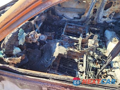 Zdjęcie 7 z 11 samochodu: 2000 CHEV MALIBU VIN:1G1ND52J6Y6239406 - miniatura