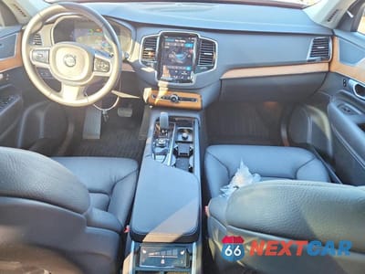 Zdjęcie 8 z 11 samochodu: 2024 VOLVO XC90 PLUS VIN:YV4H60CE5R1228198 - miniatura