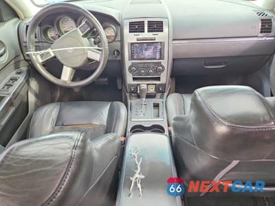 Zdjęcie 8 z 12 samochodu: 2008 DODGE CHARGER SRT-8 VIN:2B3LA73W58H171595 - miniatura