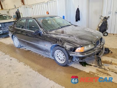 Czwarte zdjęcie samochodu z boku: 1997 BMW 528 I AUTOMATIC VIN:WBADD6322VBW26521 - miniatura