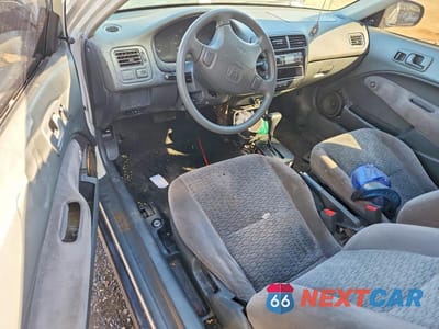 Zdjęcie 8 z 11 samochodu: 2000 HONDA CIVIC DX VIN:1HGEJ622XYL048119 - miniatura