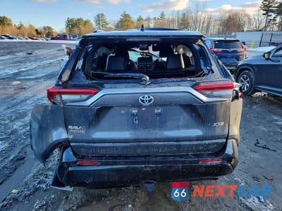 Zdjęcie 6 z 13 samochodu: 2021 TOYOTA RAV4 PRIME XSE VIN:JTMFB3FV4MD035664 - miniatura