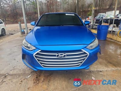 Piąte zdjęcie samochodu w środku: 2017 HYUNDAI ELANTRA SE VIN:KMHD84LF4HU162747 - miniatura