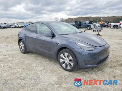 Czwarte zdjęcie samochodu z boku: 2023 TESLA MODEL Y VIN:7SAYGDEE8PA191124 - miniatura