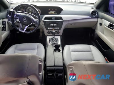 Zdjęcie 8 z 12 samochodu: 2013 MERCEDES-BENZ C 250 VIN:WDDGF4HBXDR245518 - miniatura