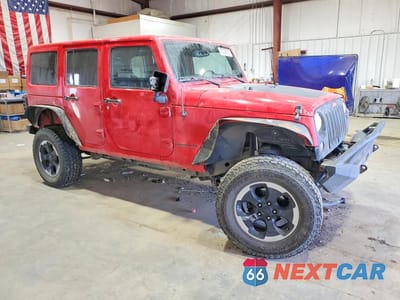 Czwarte zdjęcie samochodu z boku: 2014 JEEP WRANGLER UNLIMITED SAHARA VIN:1C4HJWEG1EL324346 - miniatura