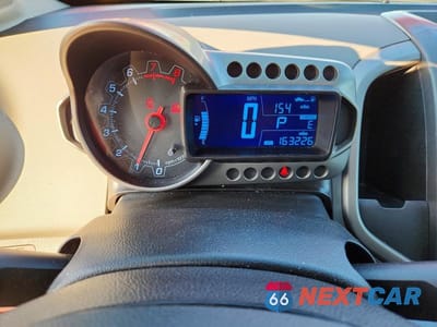 Zdjęcie 9 z 12 samochodu: 2013 CHEVROLET SONIC LT VIN:1G1JC5SH7D4180242 - miniatura