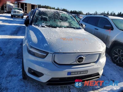 Piąte zdjęcie samochodu w środku: 2021 VOLVO XC40 RECHARGE VIN:YV4ED3UR8M2564538 - miniatura