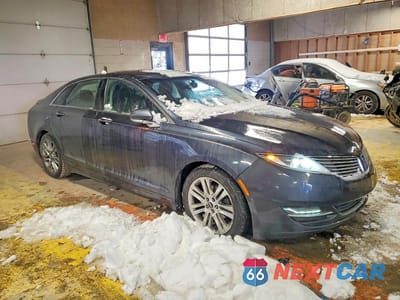 Czwarte zdjęcie samochodu z boku: 2014 LINCOLN MKZ HYBRID VIN:3LN6L2LU1ER817895 - miniatura