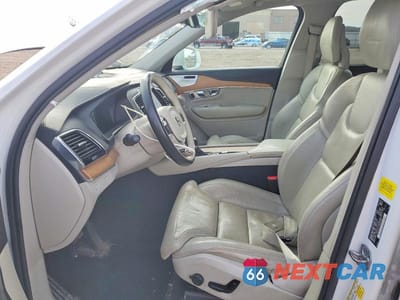 Zdjęcie 7 z 13 samochodu: 2017 VOLVO XC90 T6 VIN:YV4A22PL7H1138003 - miniatura