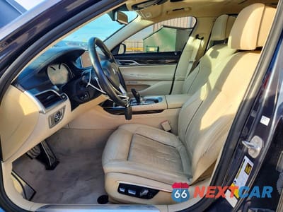 Zdjęcie 7 z 12 samochodu: 2016 BMW 750 I VIN:WBA7F0C51GGL99651 - miniatura