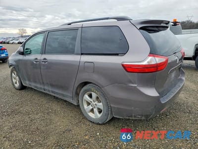 Drugie zdjęcie samochodu z przodu: 2016 TOYOTA SIENNA LE 8-PASSENGER VIN:5TDKK3DC0GS725369 - miniatura