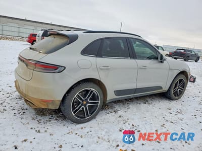 Trzecie zdjęcie samochodu z tyłu: 2021 PORSCHE MACAN VIN:WP1AA2A52MLB01275 - miniatura